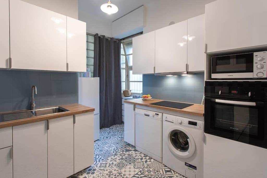 Appartamento L14 2p Promenade Vue Climatise, Spacieux/ Balcon
